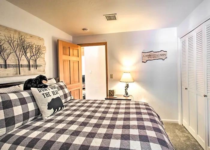 Pet-friendly In Pinetop-lakeside! Holiday home