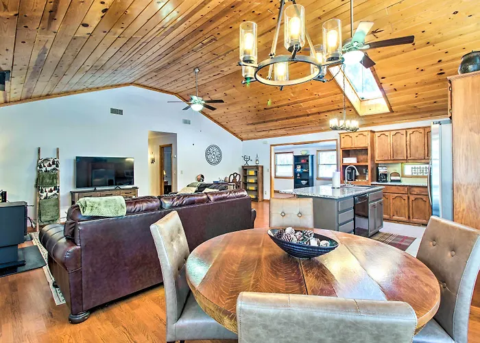 Pet-friendly In Pinetop-lakeside!